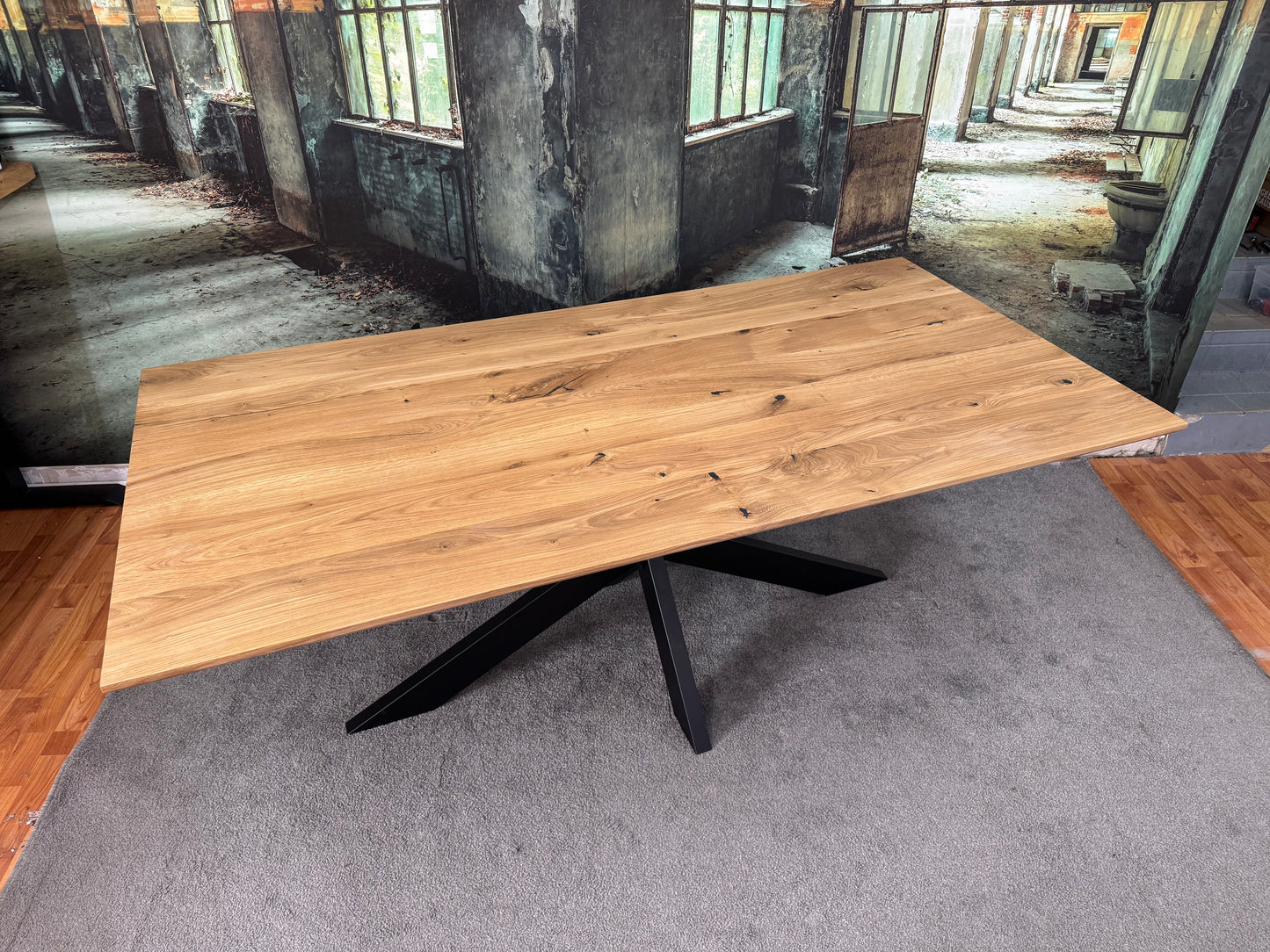 Esszimmertisch Esstisch Tisch +Vollmassiv Eiche +echte Baumkante +Spidergestell +verschiedene Größen +Neu auf Lager