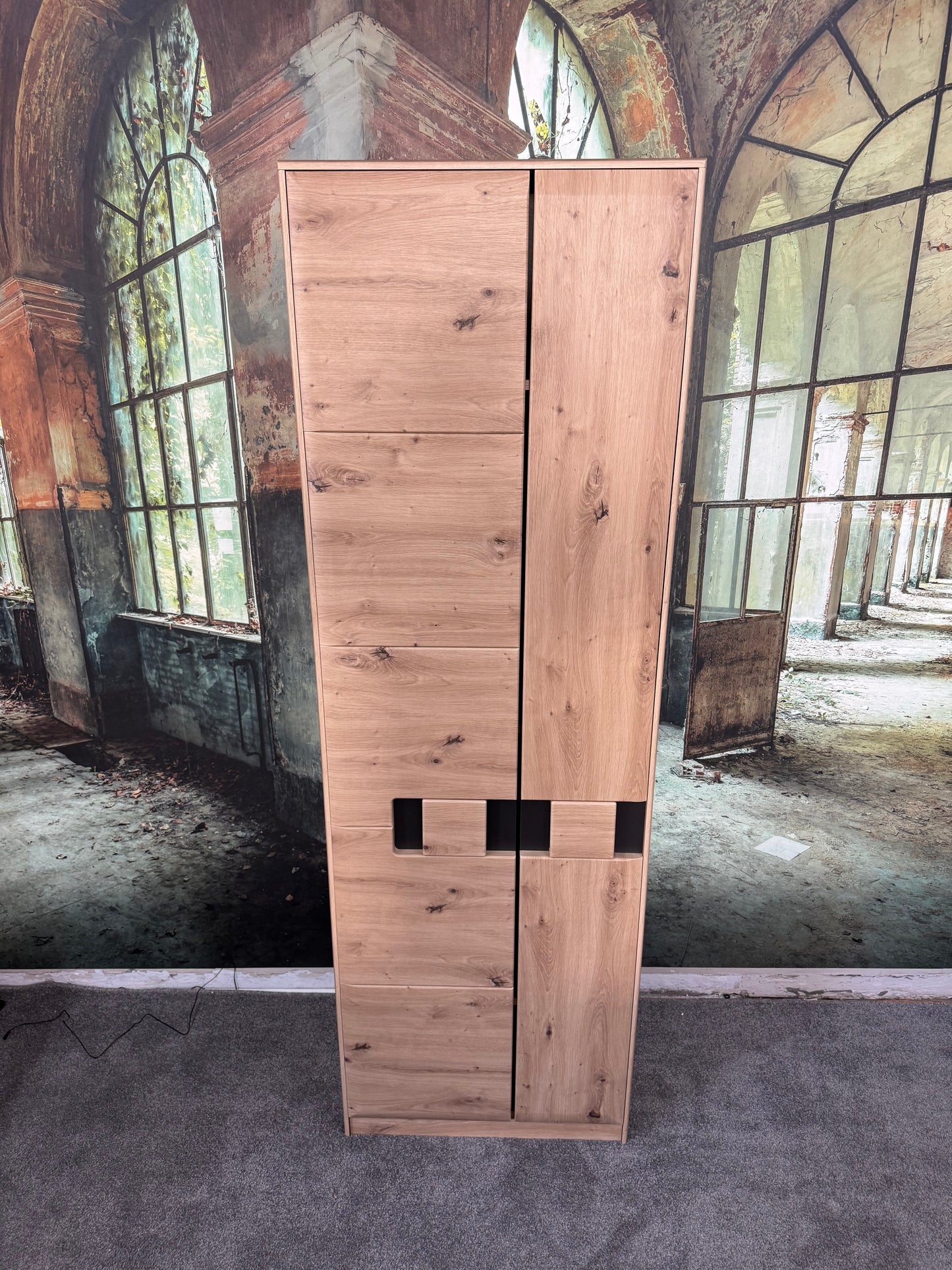 Hochschrank +Massivholzfront +Neu auf Lager