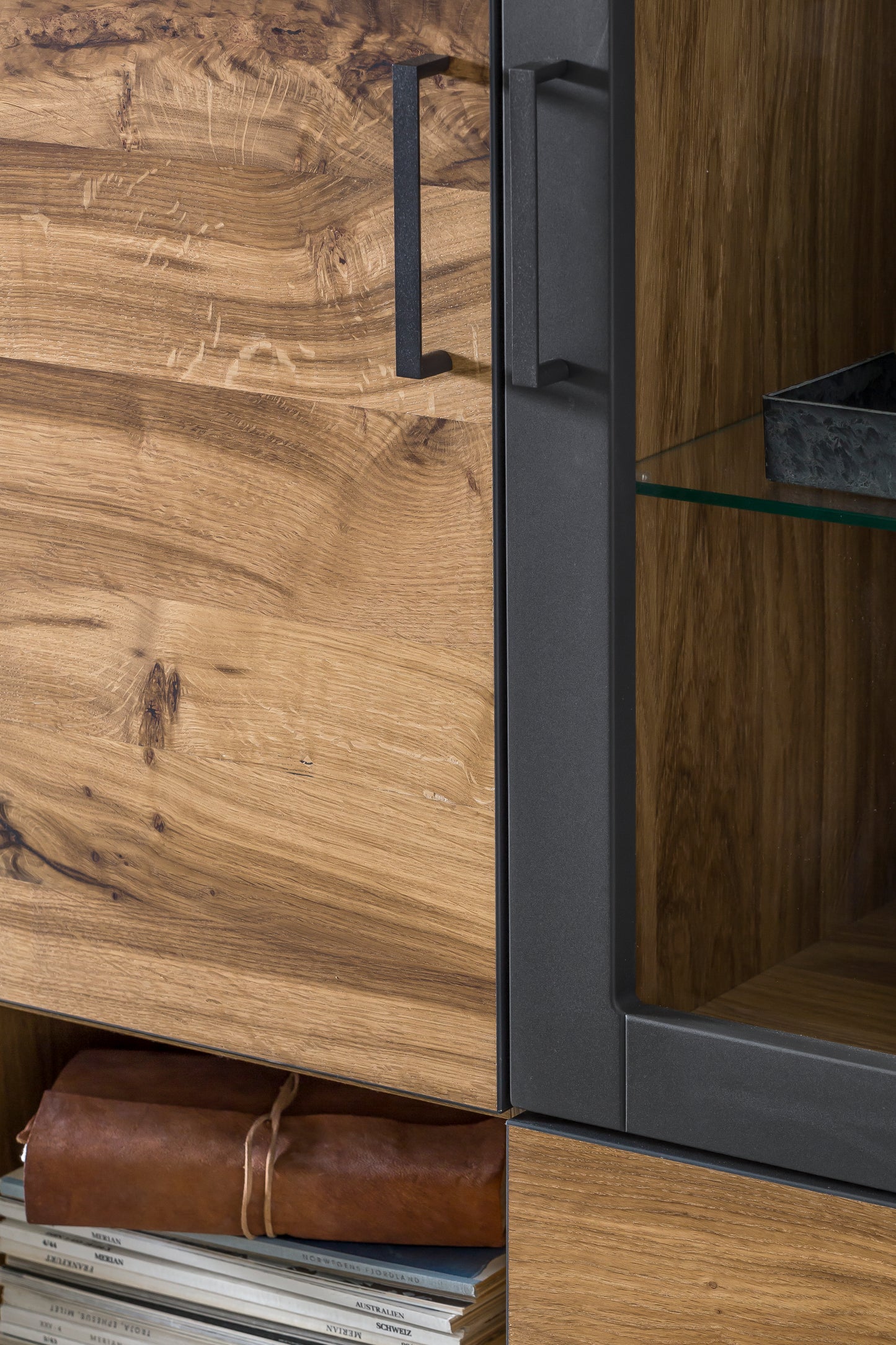Kommode Vitrine Highboard -> Soft-Close  Balkeneiche furniert