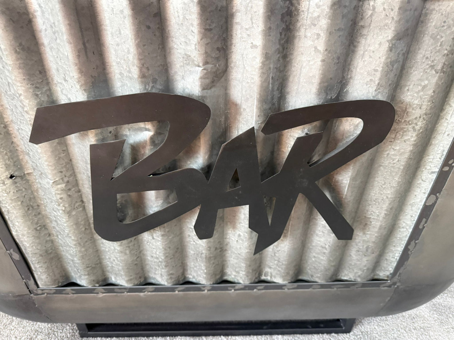 Bar-Theke +Metall +Stauraum +Regal +Einzelstück