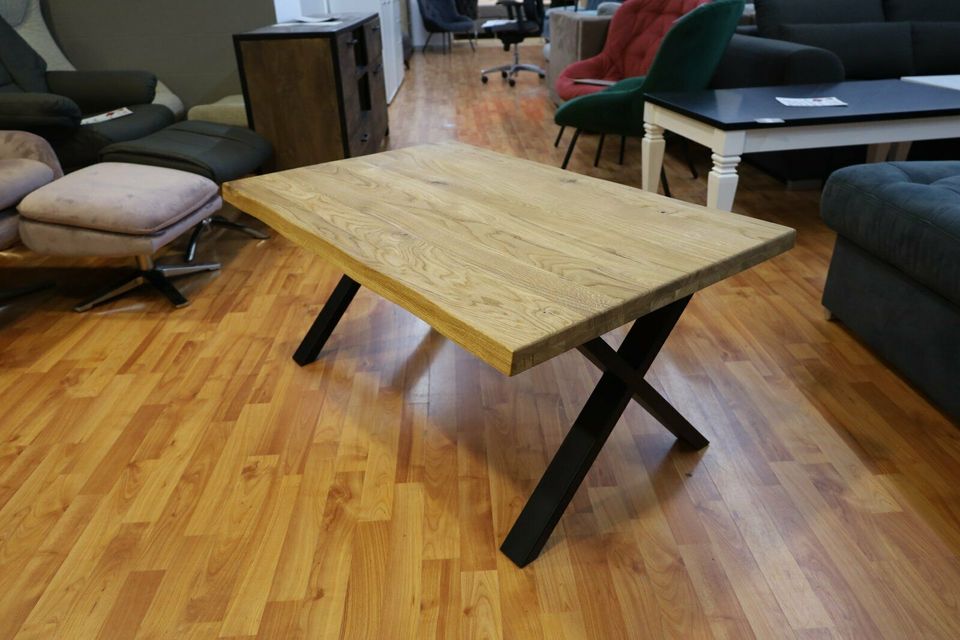 Couchtisch Massivholz Eiche +Baumkante + Metall Gestell