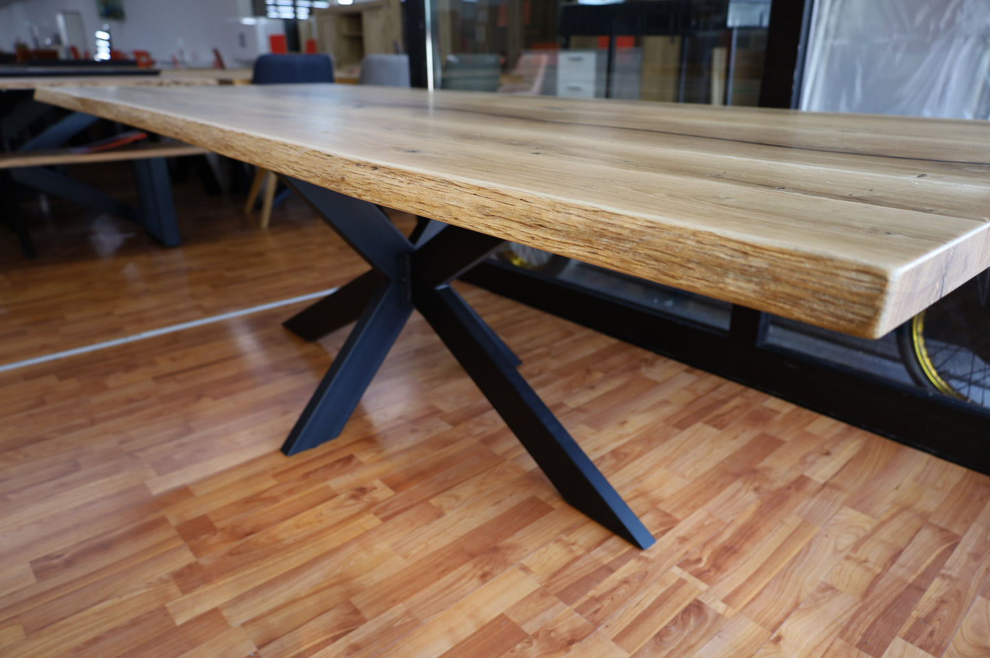 Esstisch Tisch +Massivholz Eiche VOLL 4cm +Baumkante +Epoxidharz