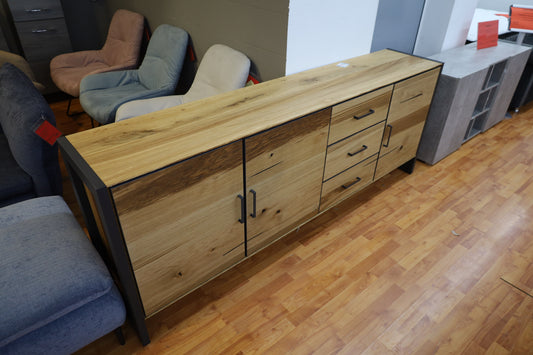 Kommode + Metall Gestell + Balkeneiche furniert +Soft Close