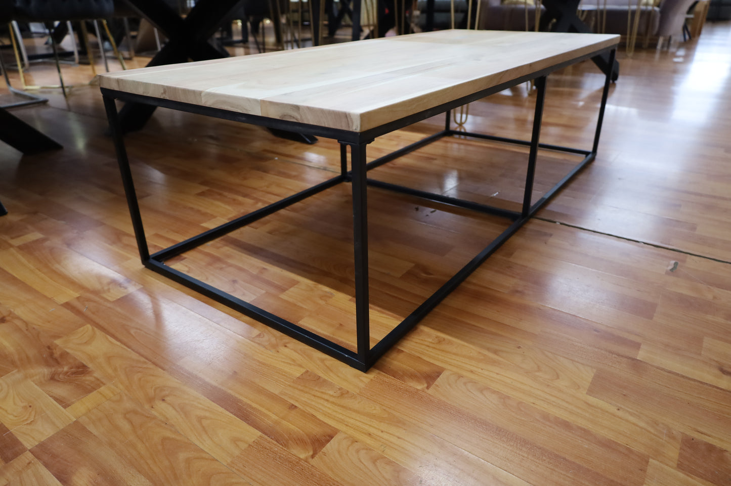 Couchtisch + Massivholz Akazie + Ware von Gutmann