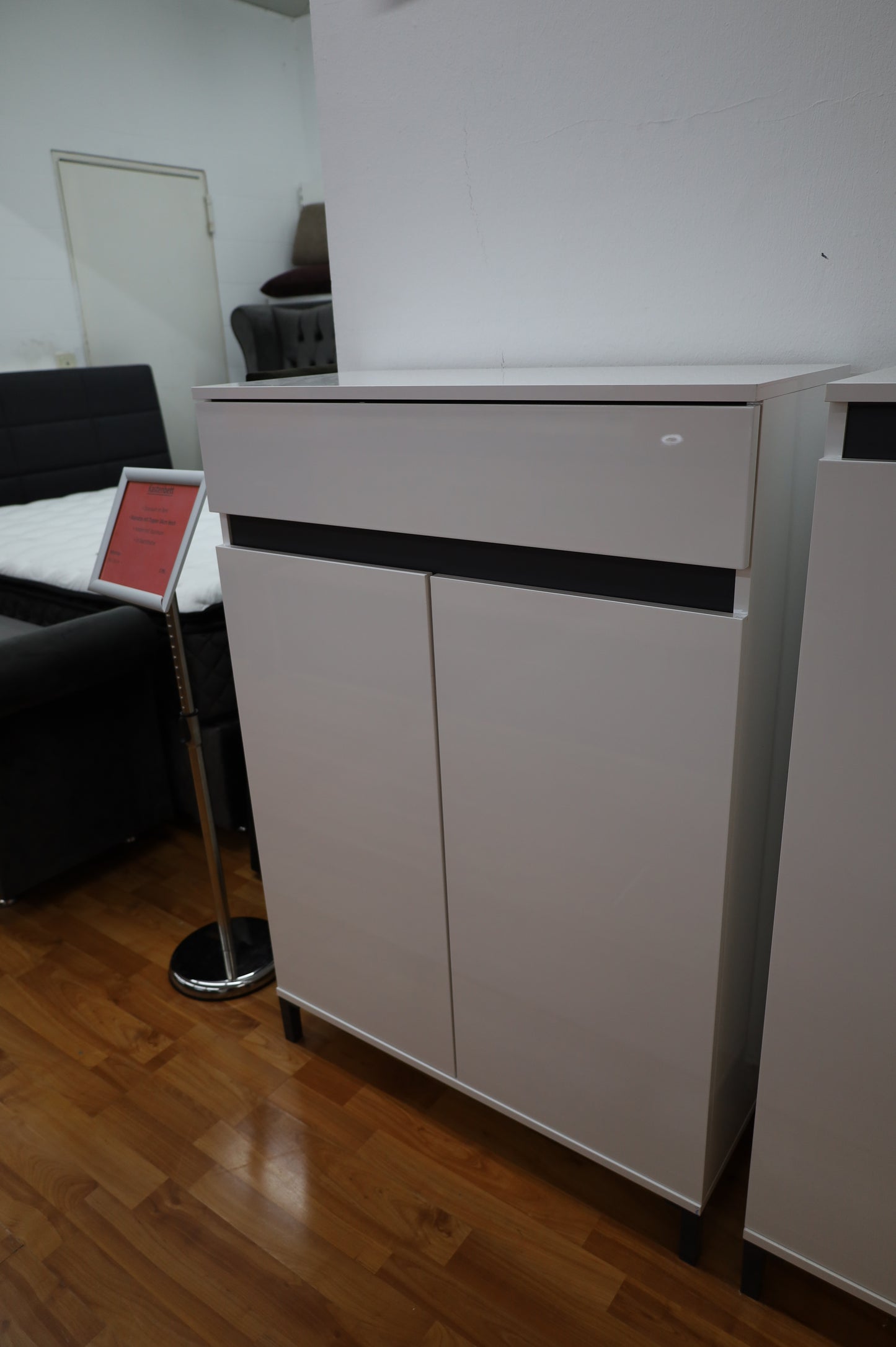 Schuhschrank kommode + Hochglanz + Schublade + Fachböden