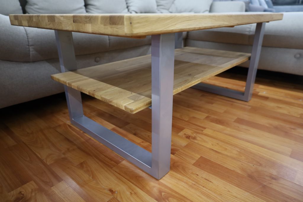 Couchtisch + Massivholz Eiche + NEU auf Lager + Ablage